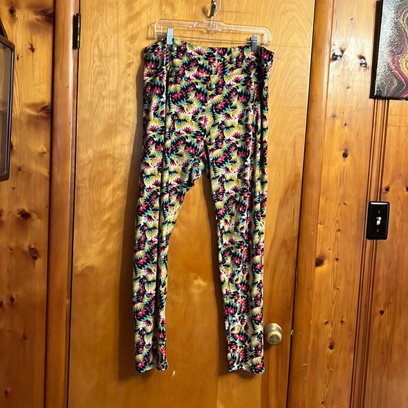 Lula Roe Leggings Multicolor Size 2X - Picture 1 of 2